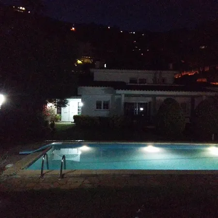 Vila Max *